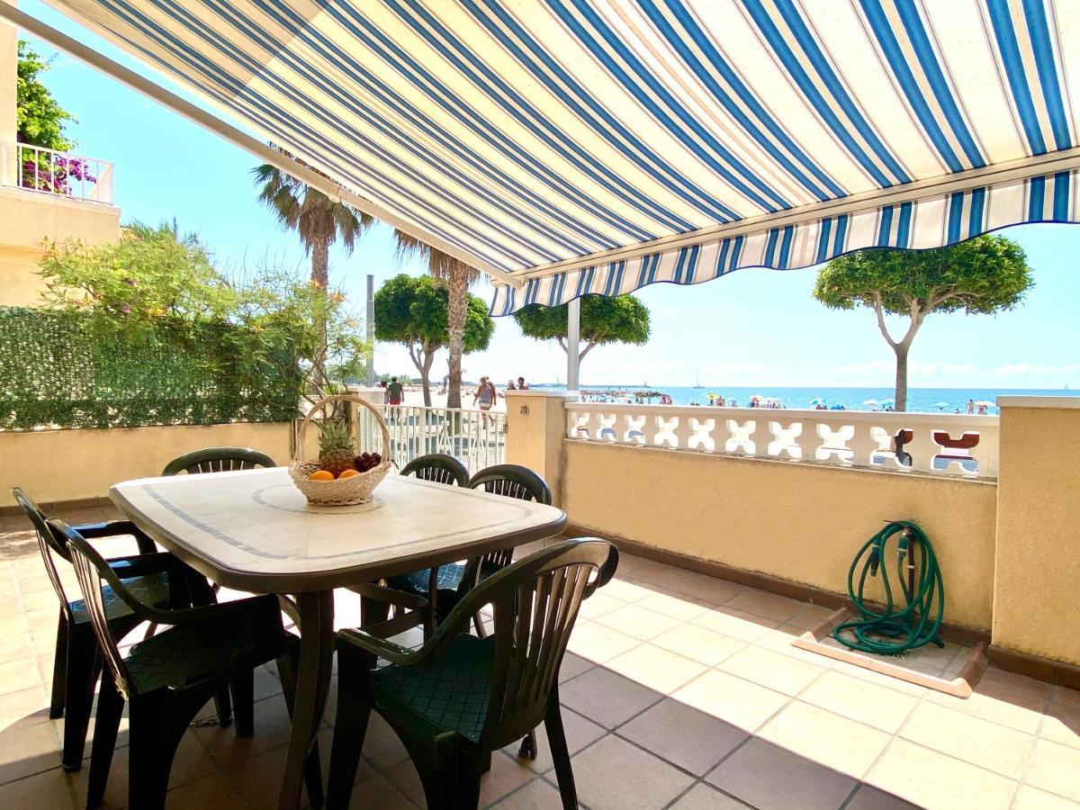 Casa Comoda Delante De La Playa Con Vista Al Mar Cambrils Exterior photo