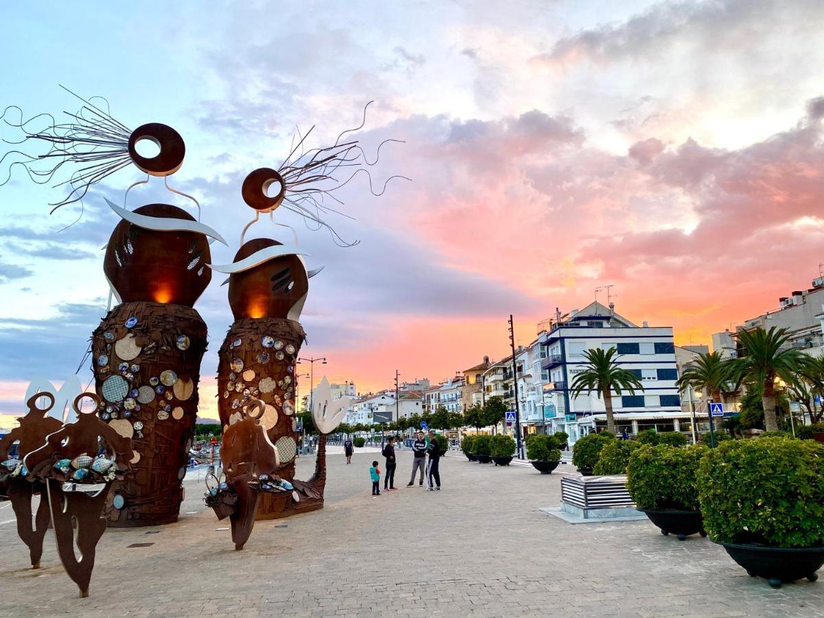 Casa Comoda Delante De La Playa Con Vista Al Mar Cambrils Exterior photo